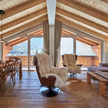 Penthouse Tschugge